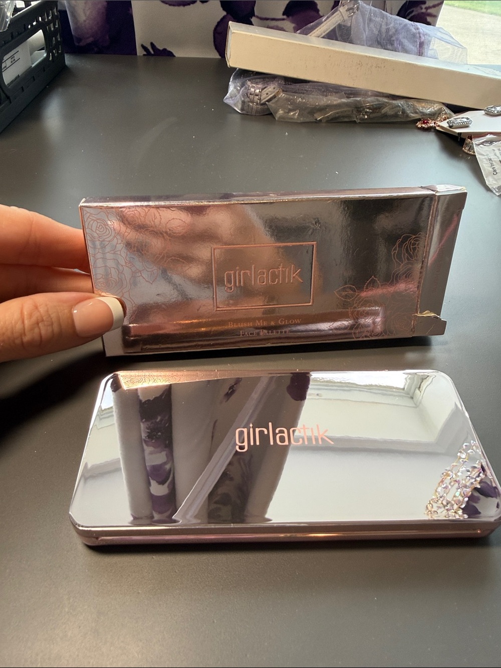 Girlactik - Blush Me and Glow Face Palette
